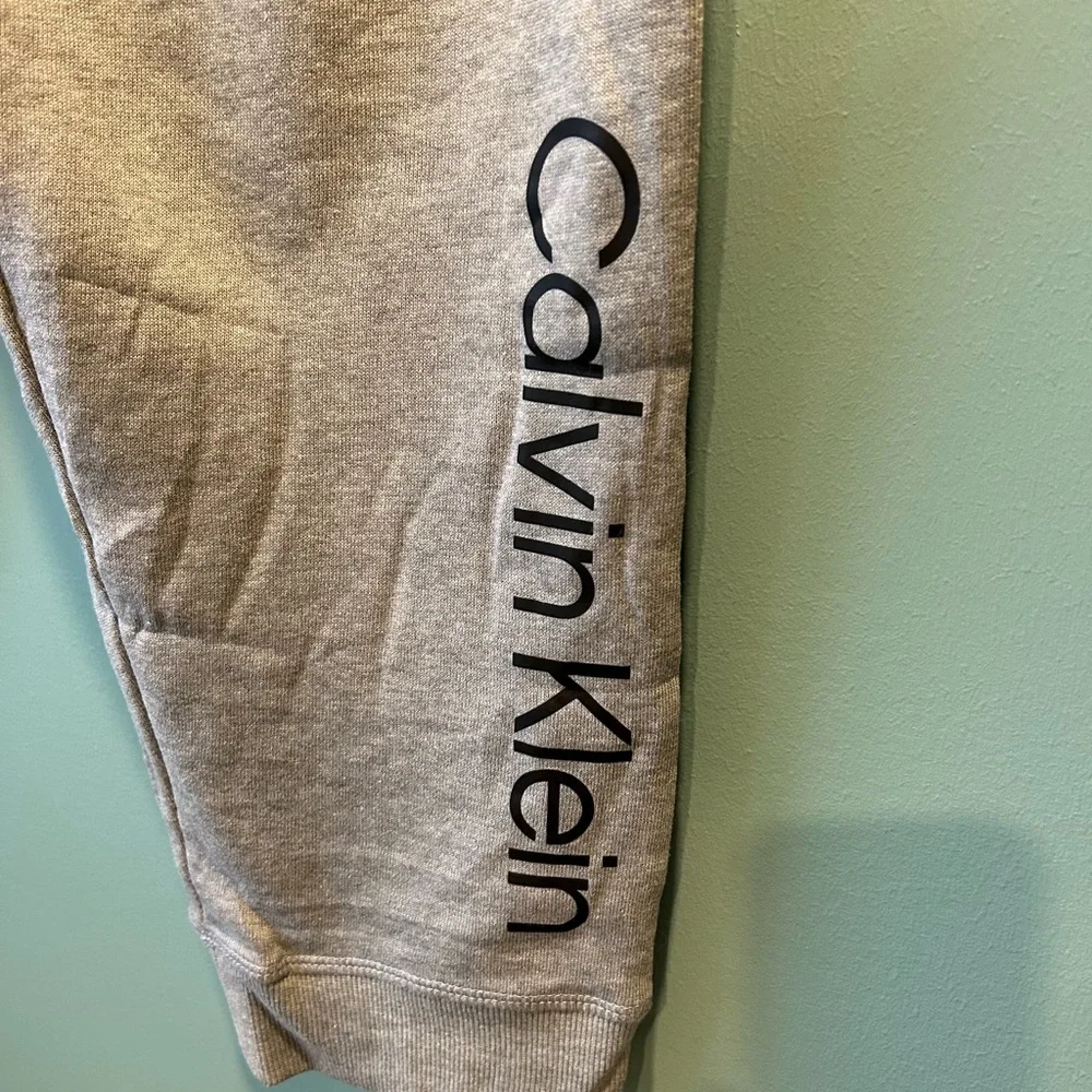 🌺NWOT🌺 Lounge Pants By Calvin Klein Size: XL - Picture 2 of 4